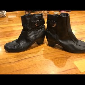 Black ankle boots size 8